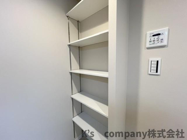 茅ヶ崎市十間坂3丁目　グレイス湘南茅ヶ崎の収納|脱衣スペースには収納棚付きの収納スペース☆