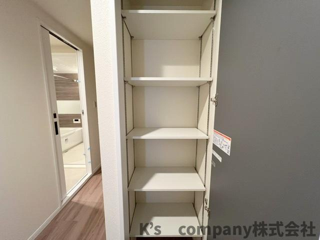 茅ヶ崎市十間坂3丁目　グレイス湘南茅ヶ崎の収納|玄関ホールに収納スペースがあります◇