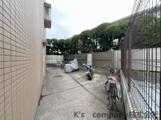 茅ヶ崎市十間坂3丁目　グレイス湘南茅ヶ崎の駐輪場|駐輪スペース◇