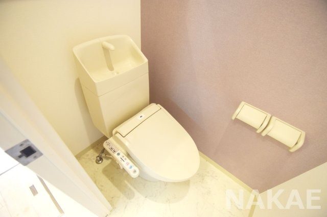 【トイレ】 | 落ち着いた色調のトイレです