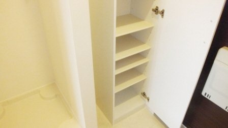 リブリ・船橋の玄関|下駄箱付いています