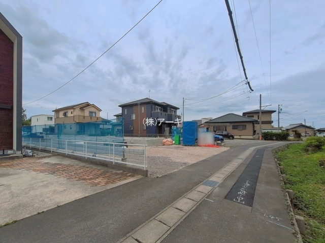 知立市来迎寺町足軽10番5他『仲介手数料無料』新築一戸建て・建売の前面道路含む現地写真