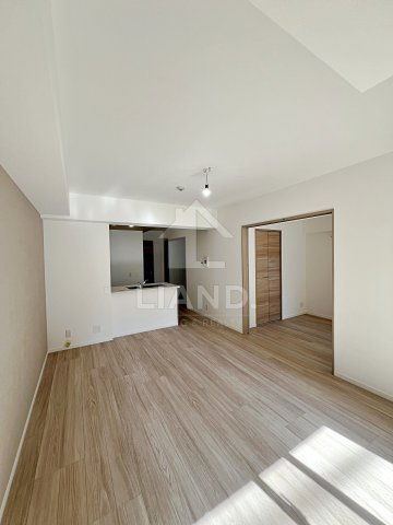 Odaki Bldg OTEMON　舞鶴小学校区の居間・リビング|Odaki Bldg OTEMON