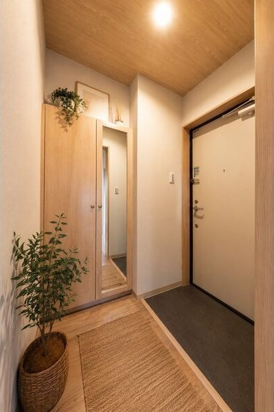 Casa feliz平野東の玄関