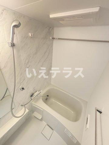 リブリ・中山手の浴室
