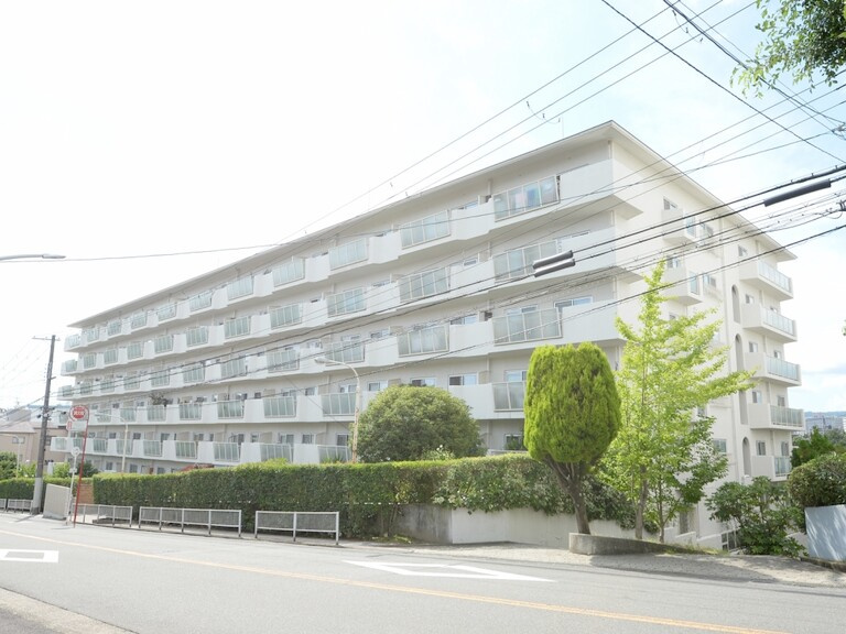 豊中メゾン桃山台2号棟