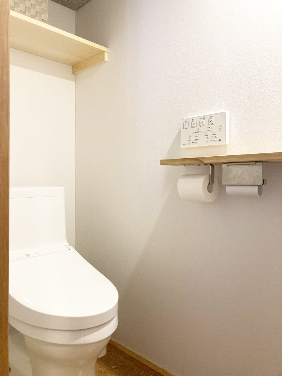 手稲区稲穂4条5丁目　中古戸建のトイレ|1・2階トイレ付きで生活便利♪
