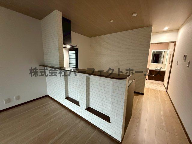 須山町戸建　賃貸の内装|おしゃれな内装です