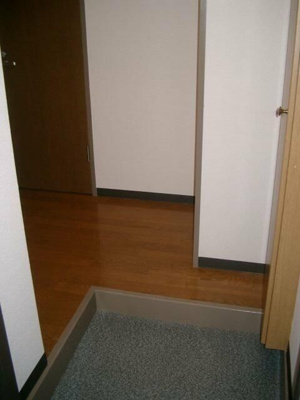【玄関】 | グリーンコーポ高島 | 玄関です