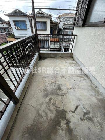 北石切町中古戸建のバルコニー|バルコニー広めです☆