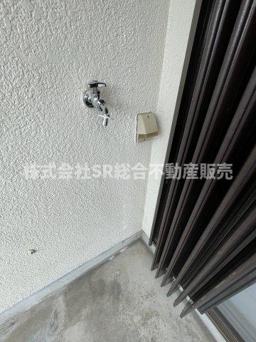 北石切町中古戸建の設備|バルコニーには洗濯機置場もございます！