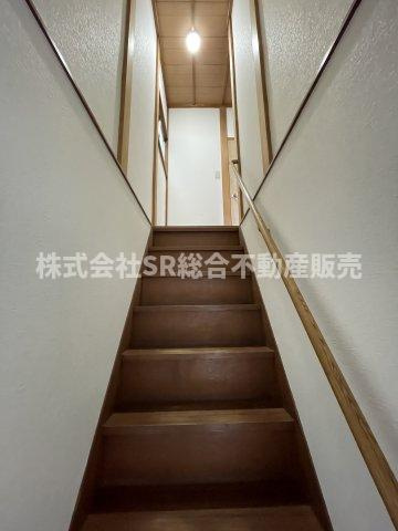 北石切町中古戸建の内装|当日予約も大歓迎です！土日祝、雨の日やお子様連れのお客様の送迎も可能ですのでお気になさらずお問合せ下さい。お仕事終わりのお時間にも柔軟に対応致しますのでお気軽にお申し付け下さいませ。