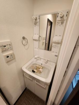 リエール円町の洗面所