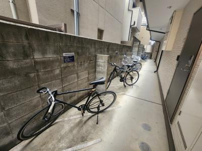 リエール円町の駐車場|駐輪場