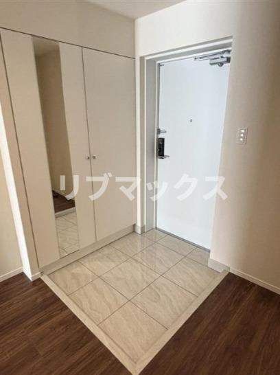 【玄関】クラシアム神奈川台場
