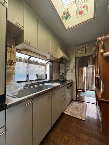 秋根中古戸建のキッチン