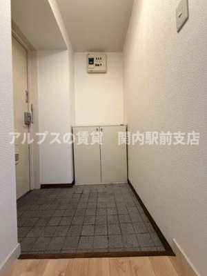 【玄関】 | キャピタルコート石川町