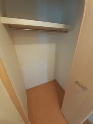 【内装】 | コーポラス高塚Ⅱ | 明るい室内です