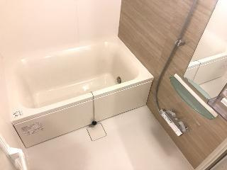 フォレスト宝塚Ⅱの浴室|参考、同建物・反転間取りの号室