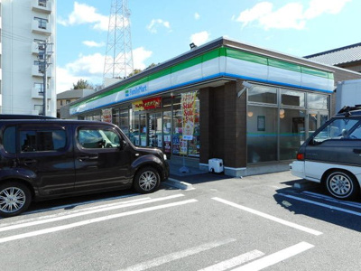 【周辺】 | アビタシオン・ピュール | ファミリーマート 岡崎鴨田東店まで300m