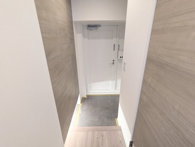 東陽町スカイハイツの玄関