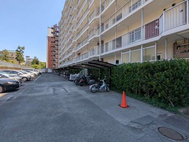 東陽町スカイハイツの駐輪場