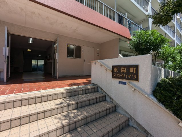 東陽町スカイハイツのエントランス