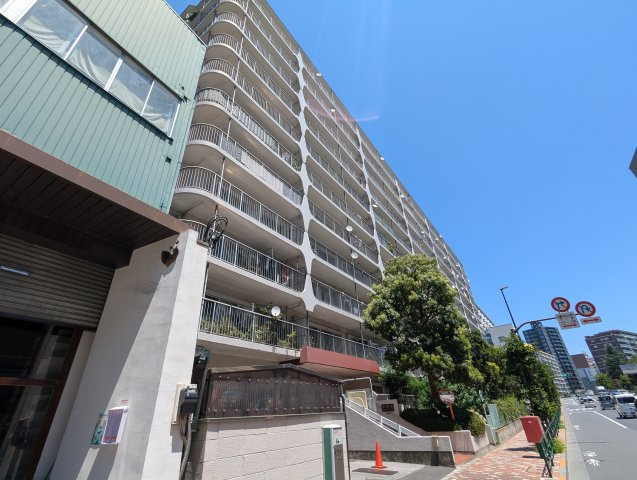 東陽町スカイハイツの外観