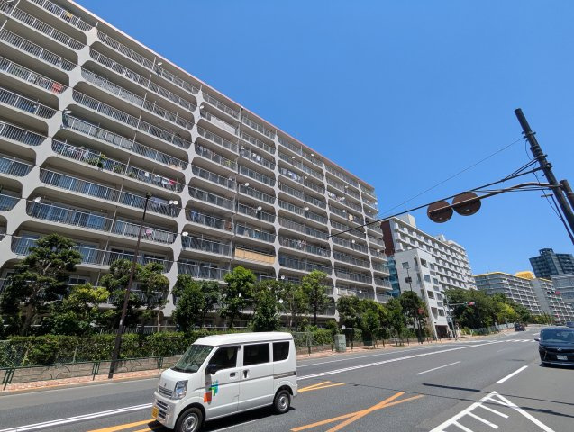 東陽町スカイハイツの外観