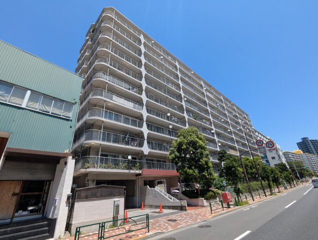 東陽町スカイハイツの外観