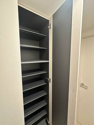 リブリ・中山手の収納