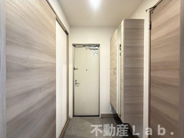 テールエリテの玄関|※建築会社様の同じ類似タイプのお写真です。