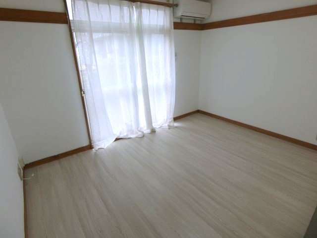 ホワイトコートカヤの居間・リビング|他のお部屋の参考写真となります。