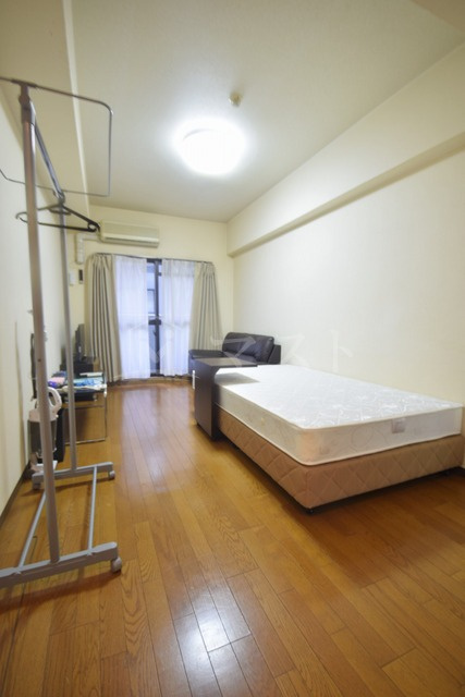 エスリード堂島の居間・リビング|このお部屋は家具家電無しです