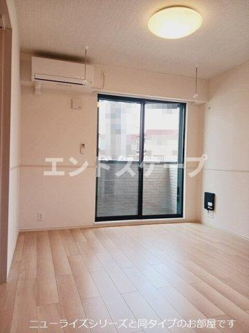 カレント　レジデンス　下増田Ⅰの居間・リビング|高崎、前橋のお部屋探しはエンドスケープまで！お客様の理想お聞かせ下さい♪