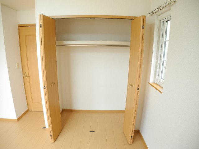 カレント杭出津の収納|※室内画像は類似物件のもの