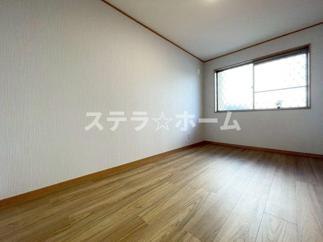 別府2 中古戸建の洋室|使い勝手のいい洋室です
