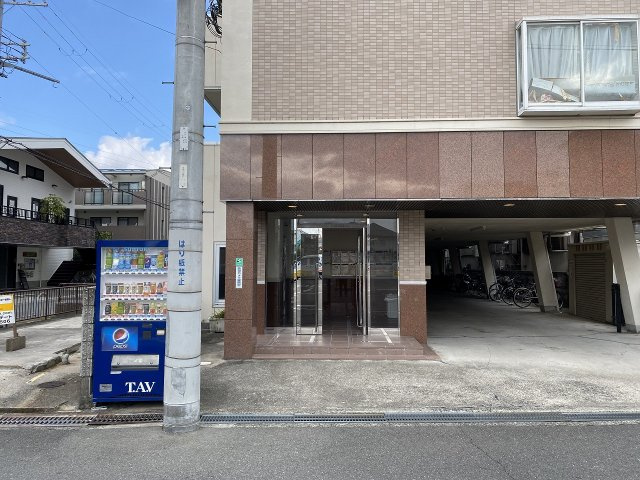 サンワード浜のエントランス