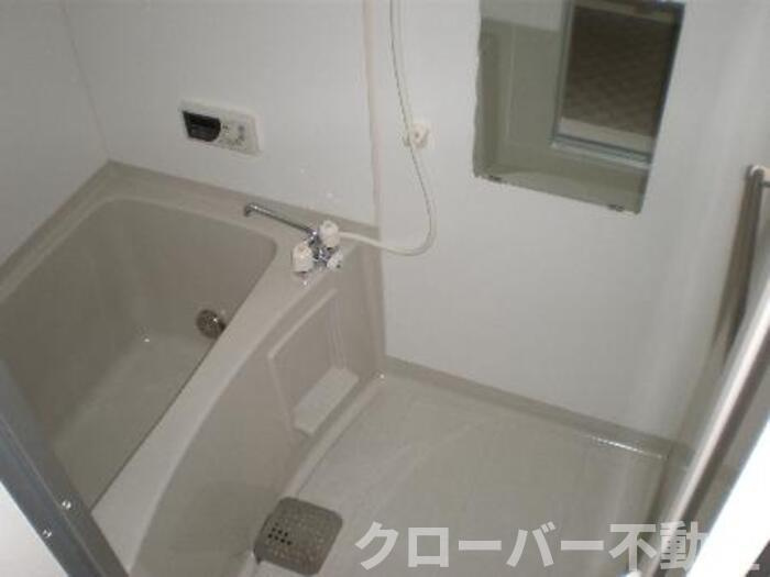 コンフォート ｳｴｽﾄの浴室|浴室
