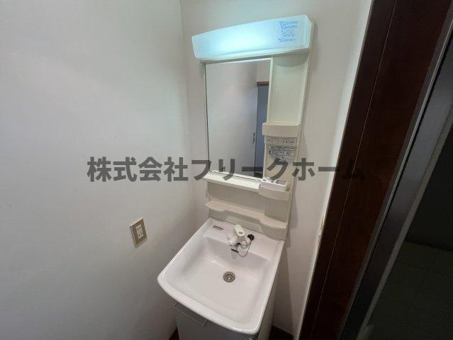 ハイツ栄連の洗面所