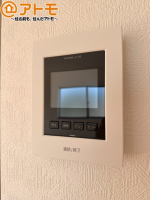 【防犯設備】 | 島田市中溝第2　新築戸建　全1棟 | TVモニター付きインターホンは訪問者を確認することができて、防犯性に優れています♪
