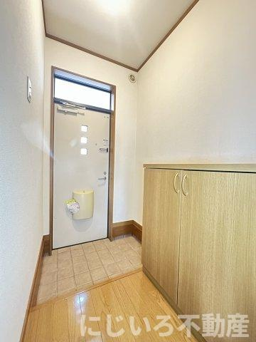 ヨーロピアンシャレ―サンモールの玄関
