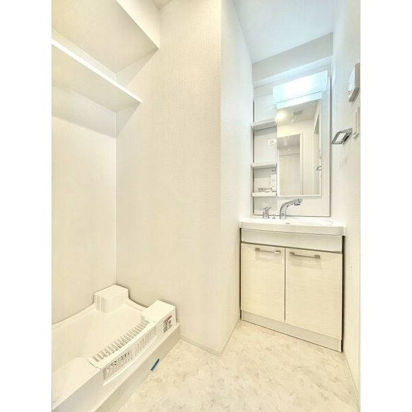 名古屋市東区泉２丁目の賃貸マンションの洗面所