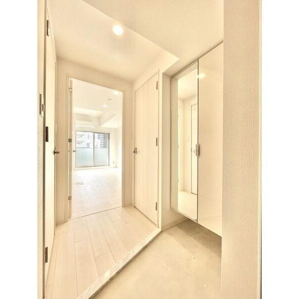 名古屋市東区泉２丁目の賃貸マンションの玄関