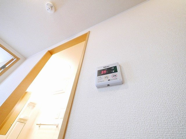 LEGACY学園前の設備|給湯リモコンです