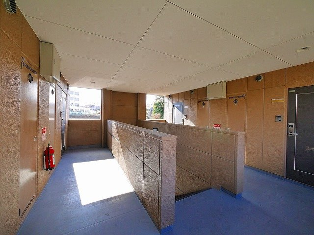 LEGACY学園前のその他共用部分|共用の廊下部分です