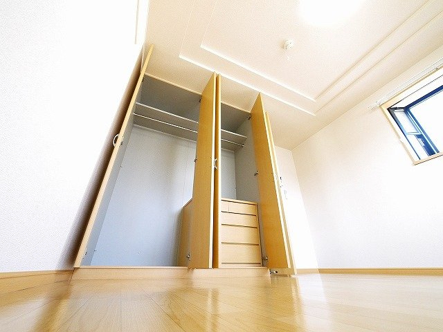 LEGACY学園前の収納|あらかじめ引き出しがついていて便利