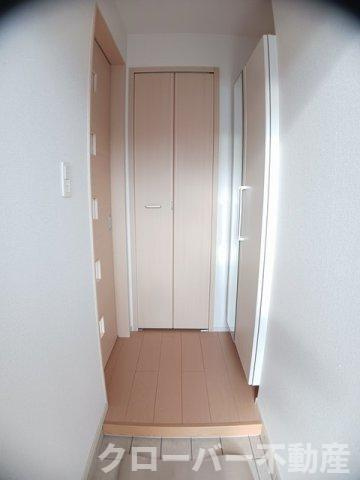 オアシス今津Ａの玄関