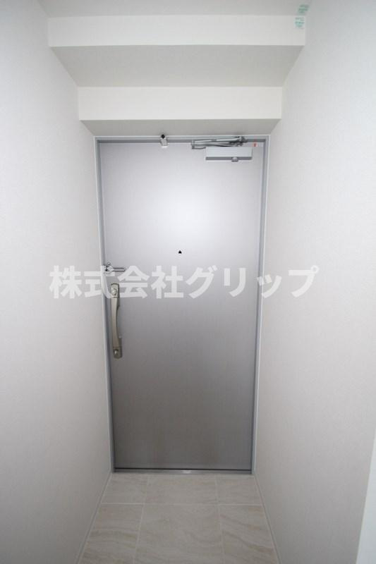 プライマル横濱平沼橋の玄関