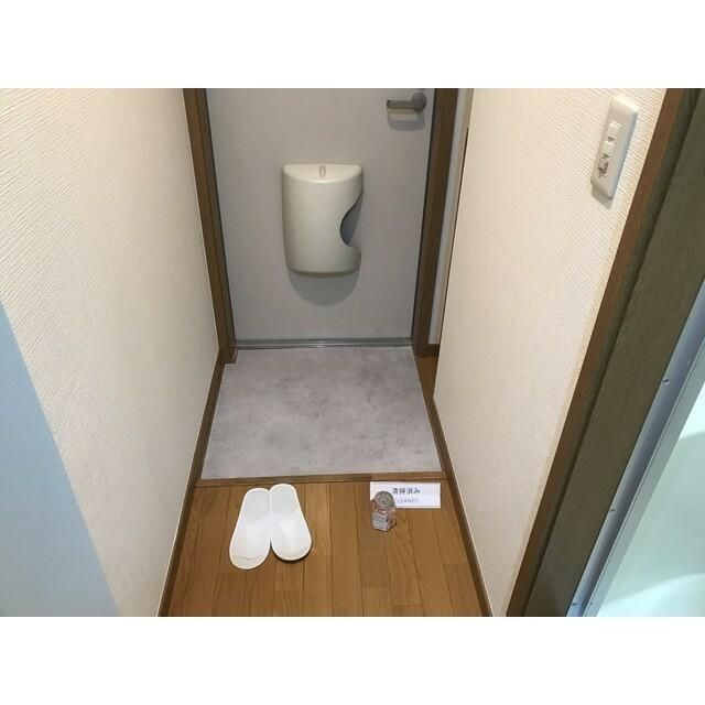 メゾンフェルミエの玄関